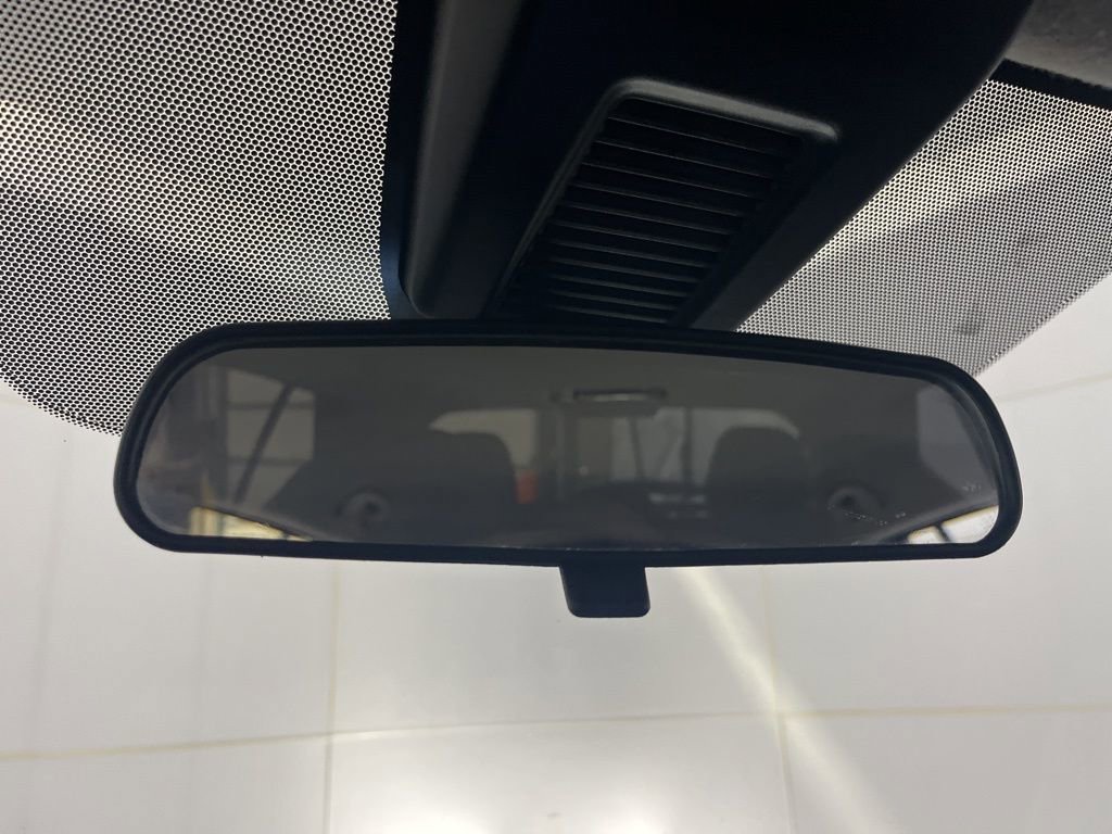 Used 2021 Nissan Kicks S image 67