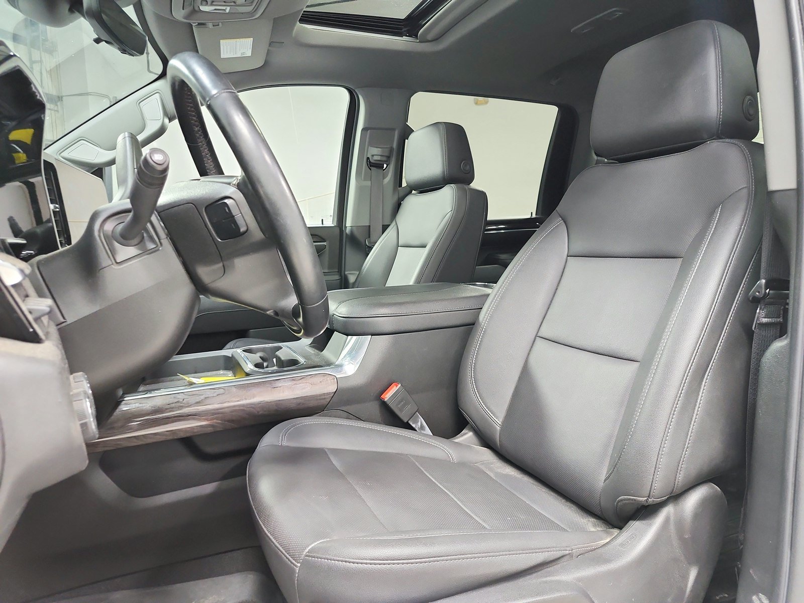 Used 2024 Chevrolet Silverado 2500 LTZ w/ LTZ Convenience Package AWD/4WD image 10