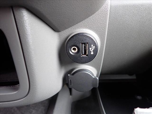 Used 2019 Nissan Frontier SV image 15