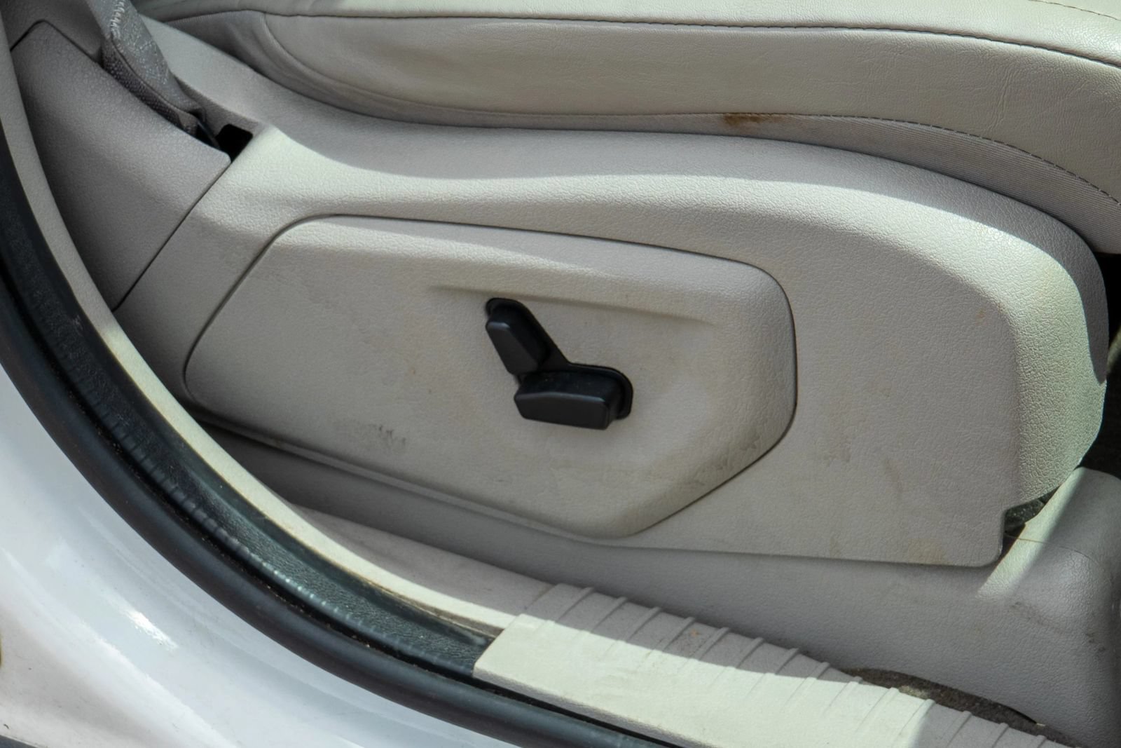 Used 2007 Jeep Grand Cherokee Limited RWD image 18