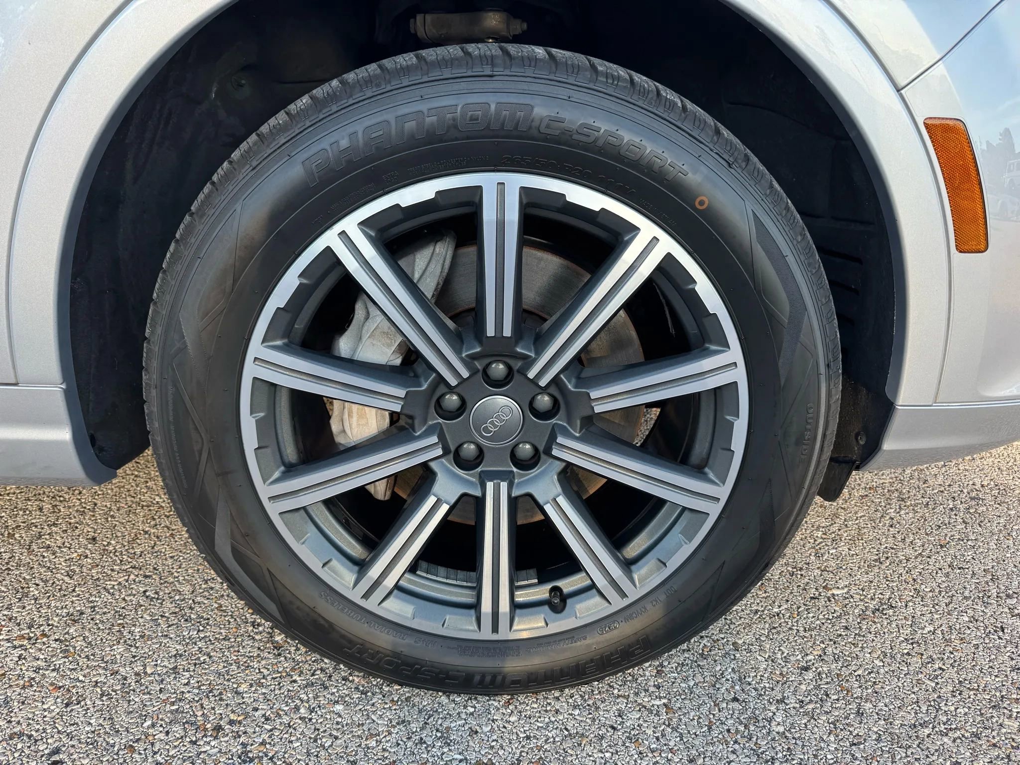 Used 2017 Audi Q7 3.0T Premium Plus image 12