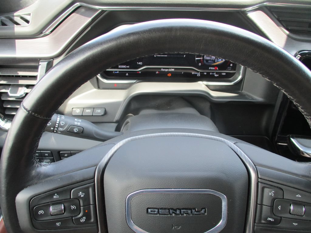 Certified 2025 GMC Sierra 3500 Denali Ultimate AWD/4WD image 33