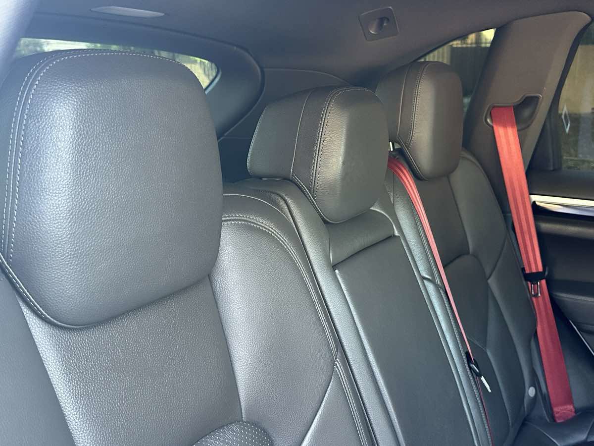 Used 2016 Porsche Cayenne AWD/4WD image 20