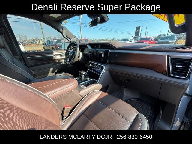 Used 2025 GMC Sierra 1500 Denali image 9
