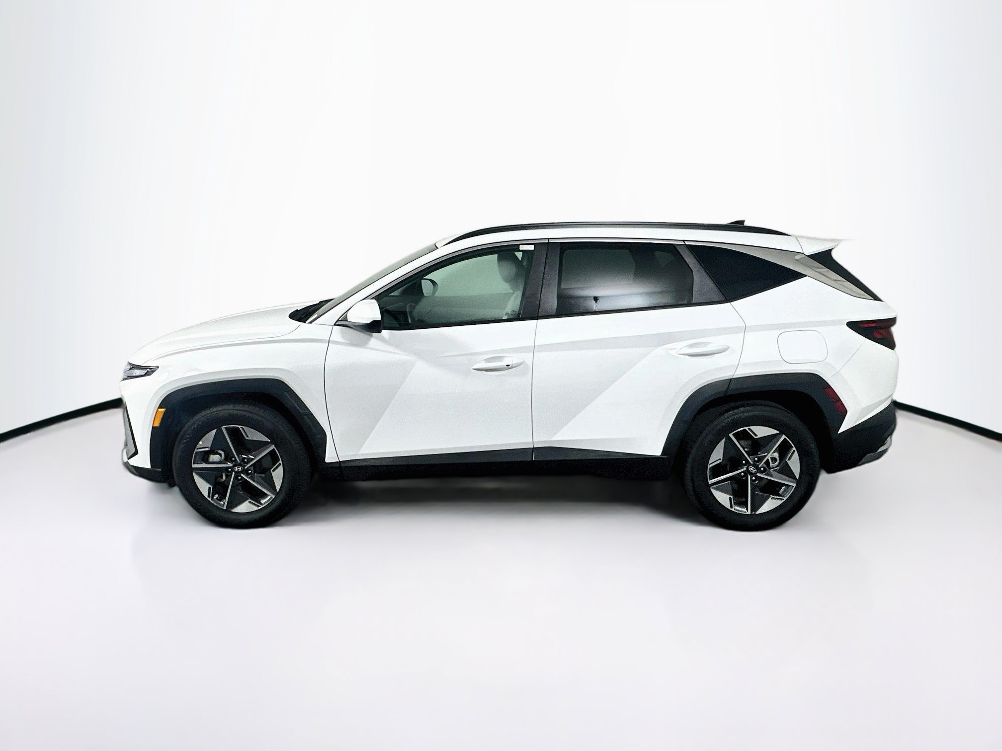 Used 2026 Hyundai Tucson SEL FWD image 4