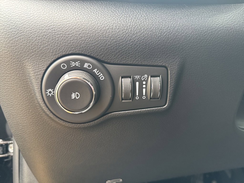 New 2026 Jeep Compass Limited image 21