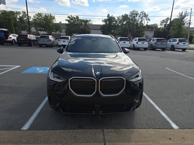 Used 2025 BMW X3 xDrive30i AWD/4WD image 2