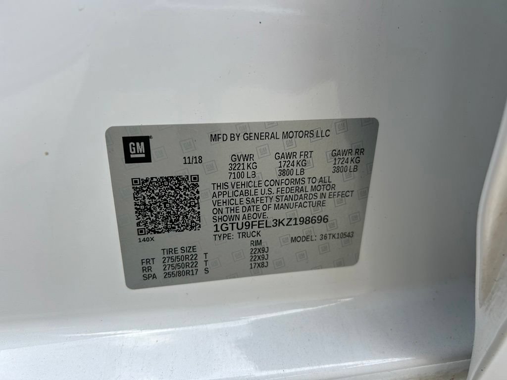 Used 2019 GMC Sierra 1500 Denali w/ Denali Ultimate Package AWD/4WD image 11
