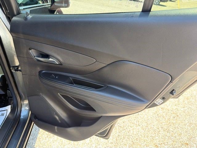Used 2018 Buick Encore Preferred FWD image 17