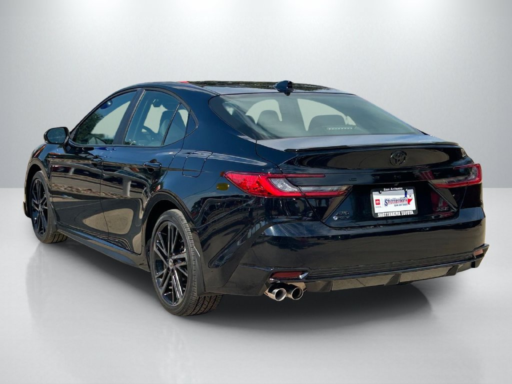 Used 2026 Toyota Camry XSE AWD/4WD image 7