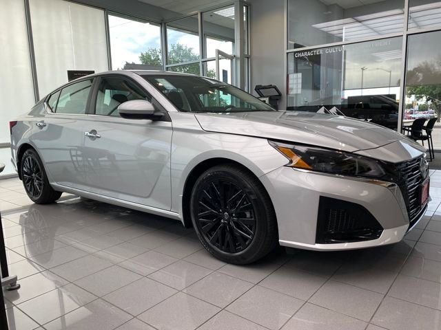 New 2025 Nissan Altima 2.5 SV w/ SV Special Edition Package image 9