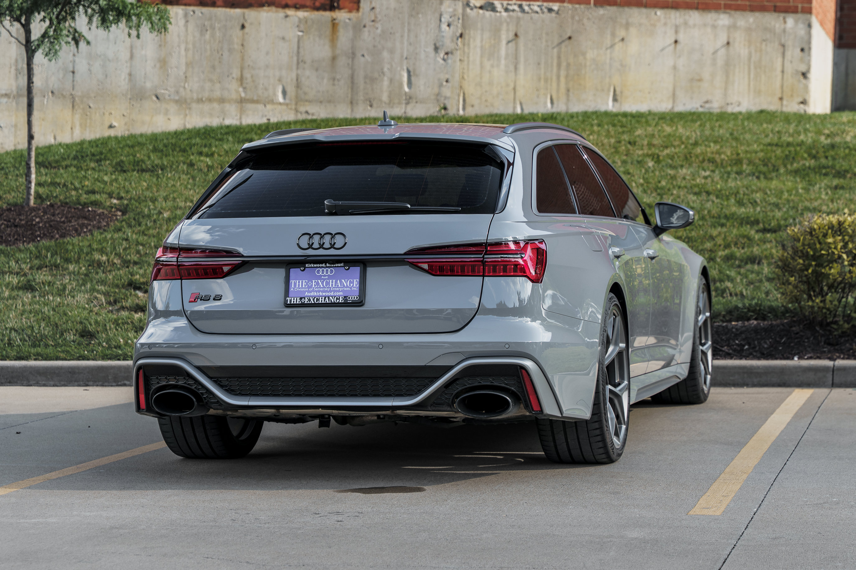 Used 2025 Audi RS 6 performance AWD/4WD image 4