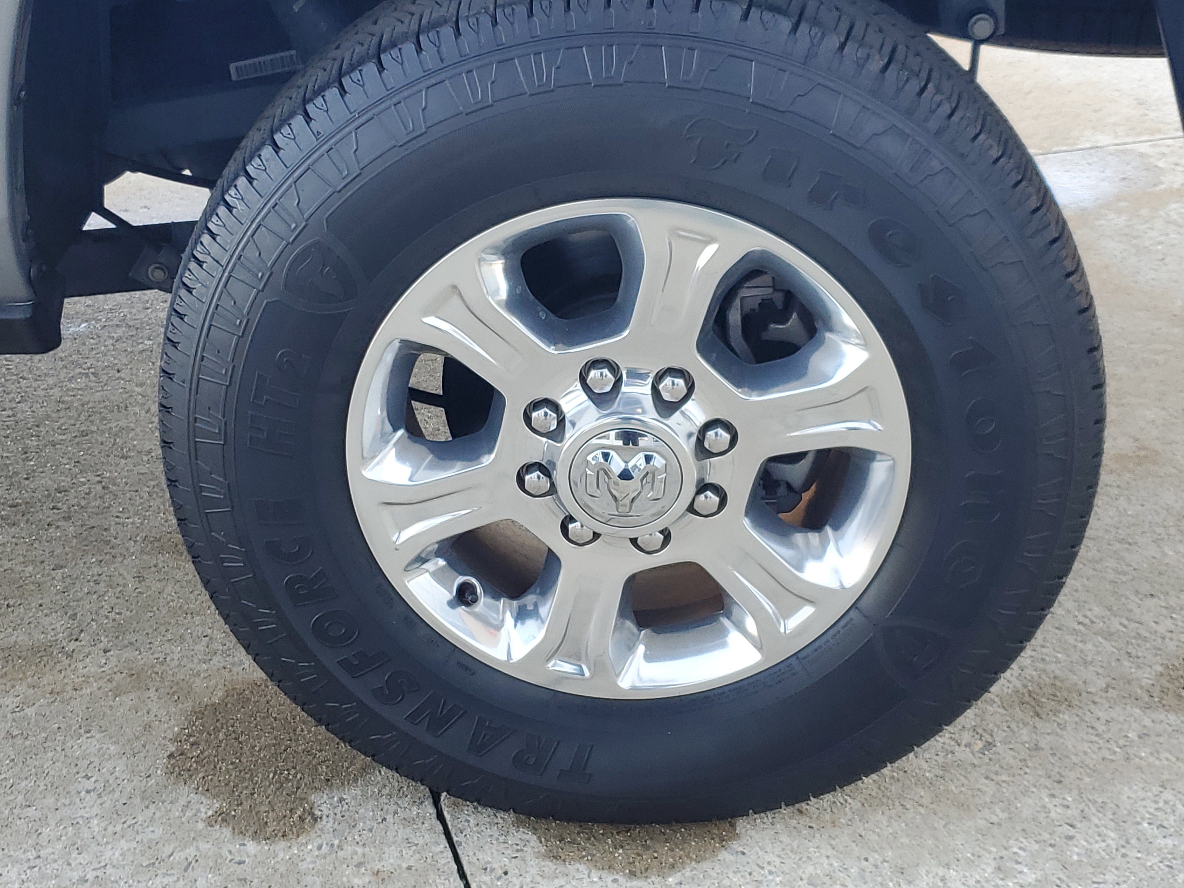 Used 2024 RAM 2500 Big Horn w/ Sport Appearance Package image 5