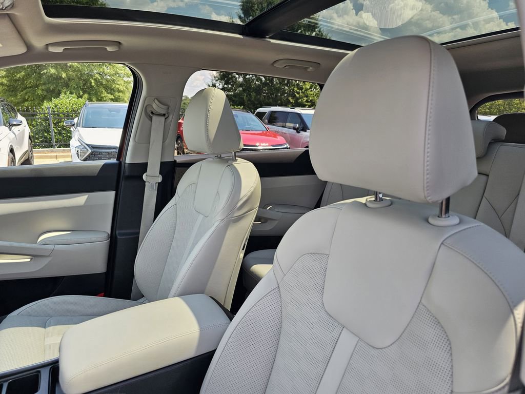 Used 2025 Kia Sorento S w/ Panoramic Sunroof Package image 20