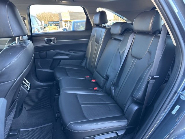 Used 2023 Kia Sorento S w/ Panoramic Sunroof Package image 50