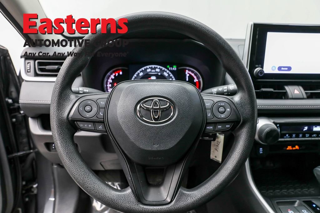Used 2024 Toyota RAV4 LE image 10