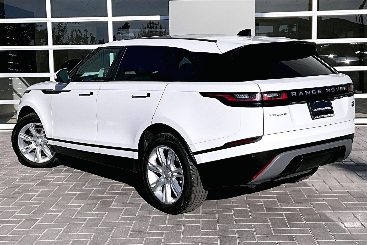 Used 2023 Land Rover Range Rover Velar S image 12