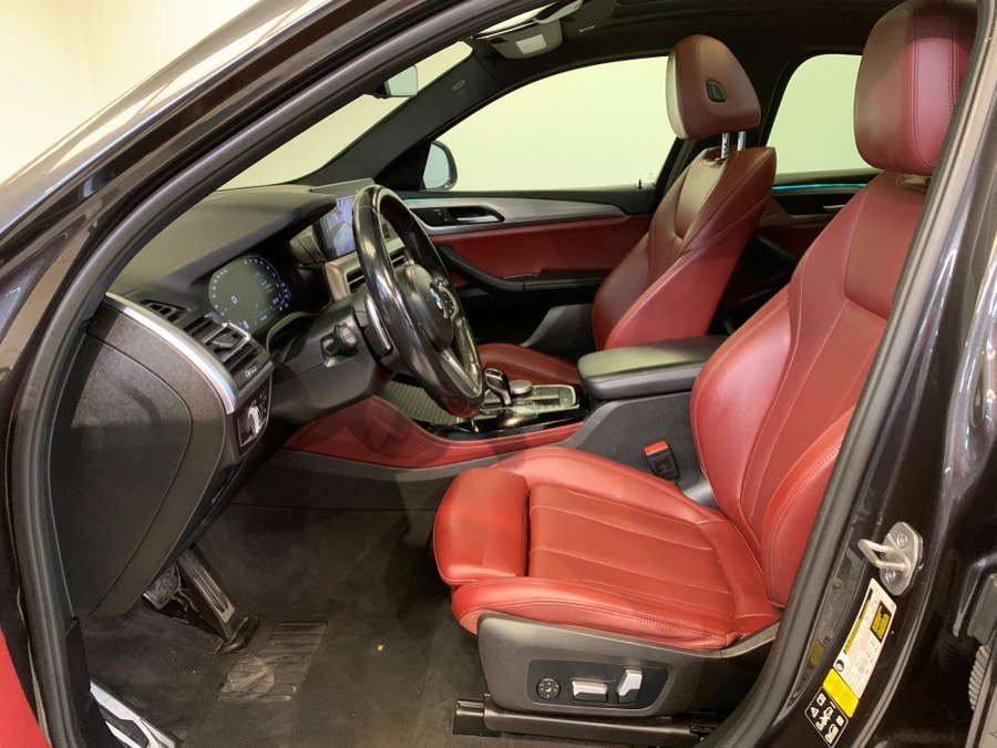 Used 2023 BMW X4 xDrive30i w/ M Sport Package AWD/4WD image 2
