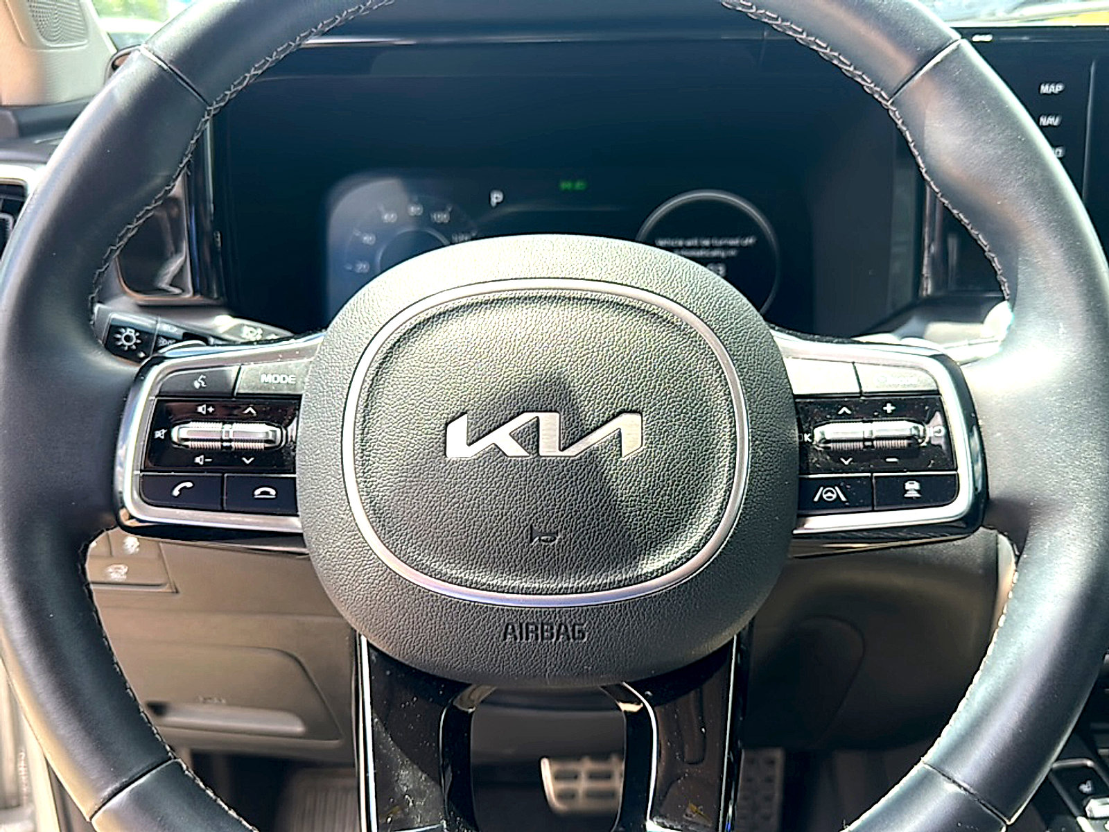 Used 2022 Kia Sorento SX FWD image 10
