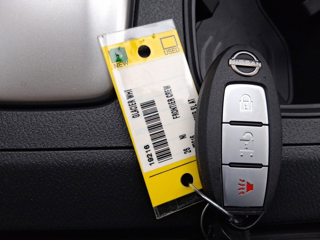 New 2026 Nissan Frontier S image 28