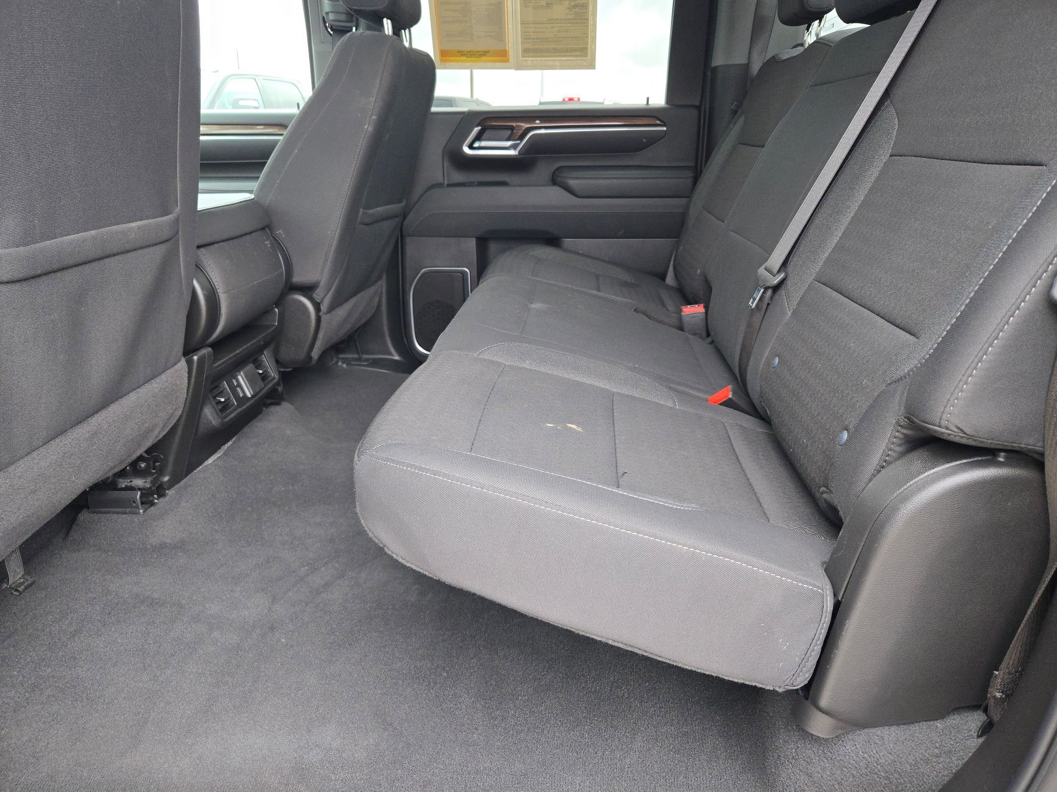 Used 2025 Chevrolet Silverado 2500 LT w/ Convenience Package AWD/4WD image 13