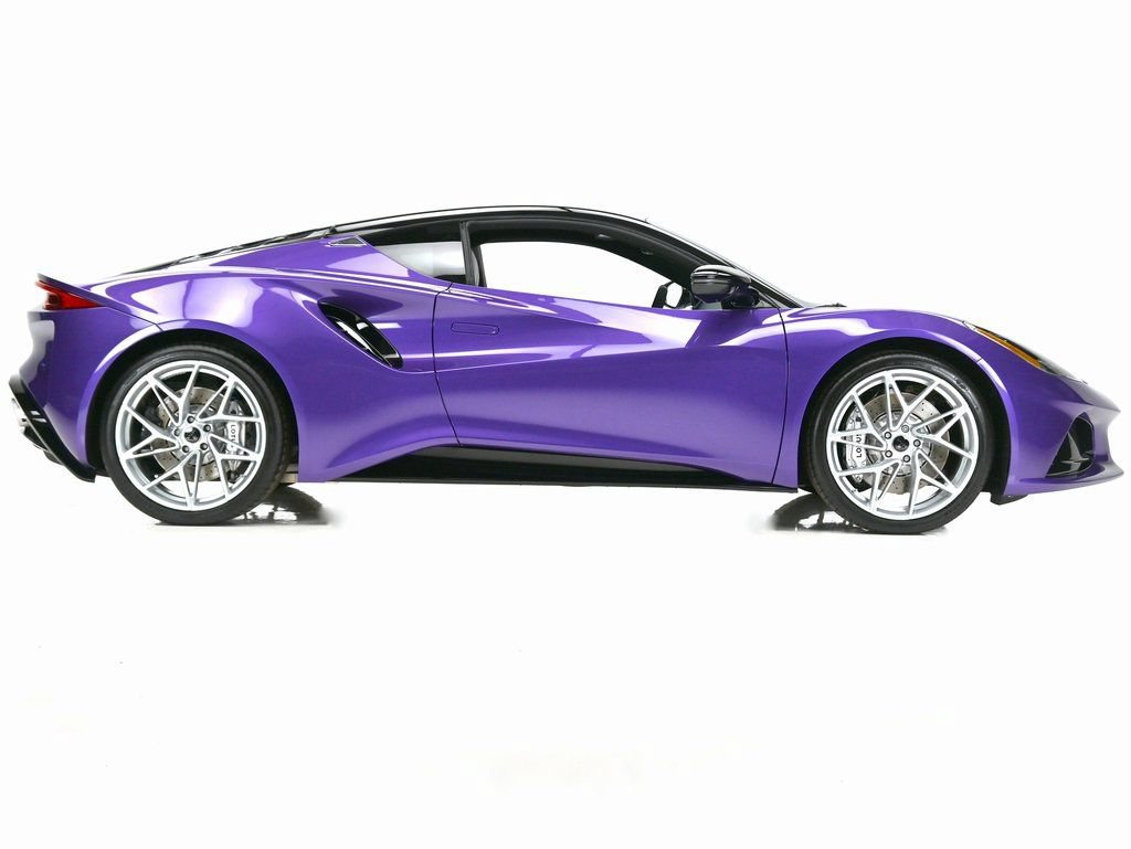 Used 2026 Lotus Emira RWD image 27