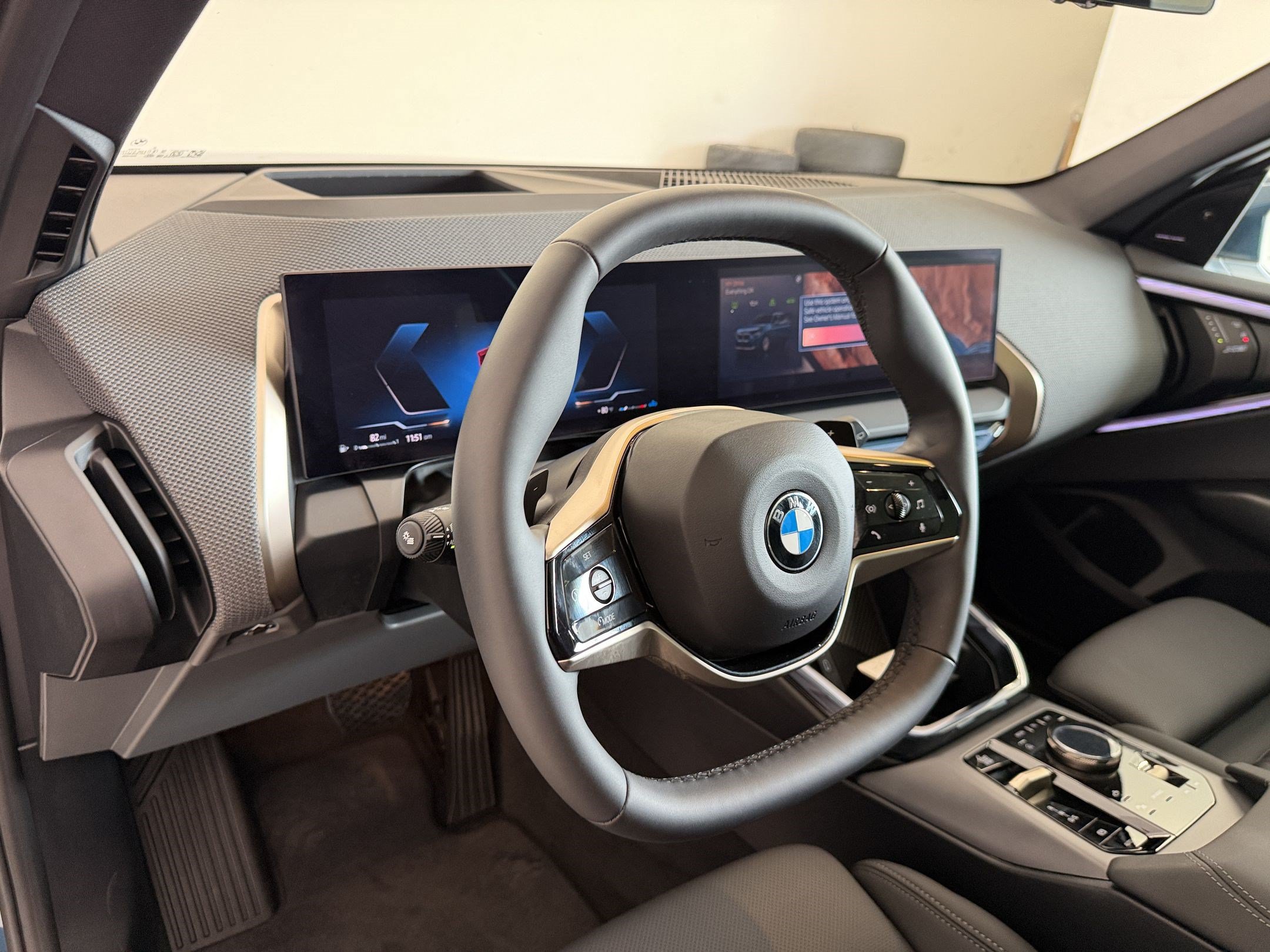Certified 2025 BMW X3 xDrive30i w/ Premium Package AWD/4WD image 4