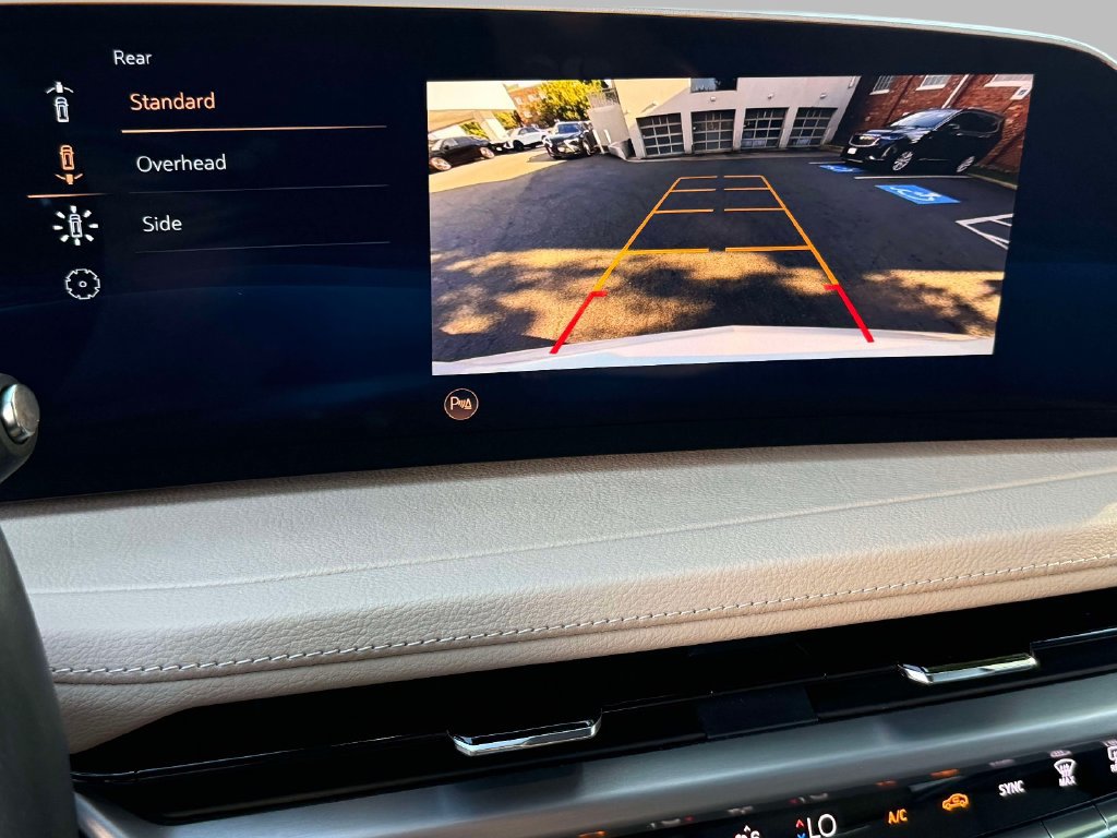Certified 2025 Cadillac XT4 Premium Luxury FWD image 7