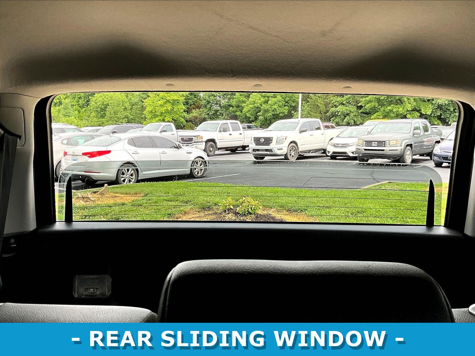 Used 2022 Toyota 4Runner SR5 Premium w/ Moonroof Package AWD/4WD image 37