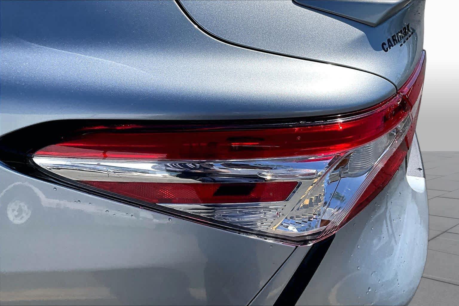 Used 2020 Toyota Camry SE w/ Convenience Package FWD image 28