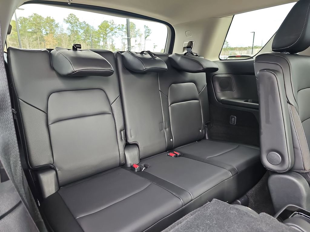 Used 2025 Nissan Pathfinder SL w/ SL Premium Package image 15