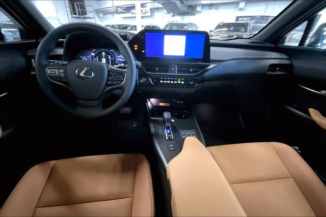 New 2026 Lexus UX 300h AWD image 5