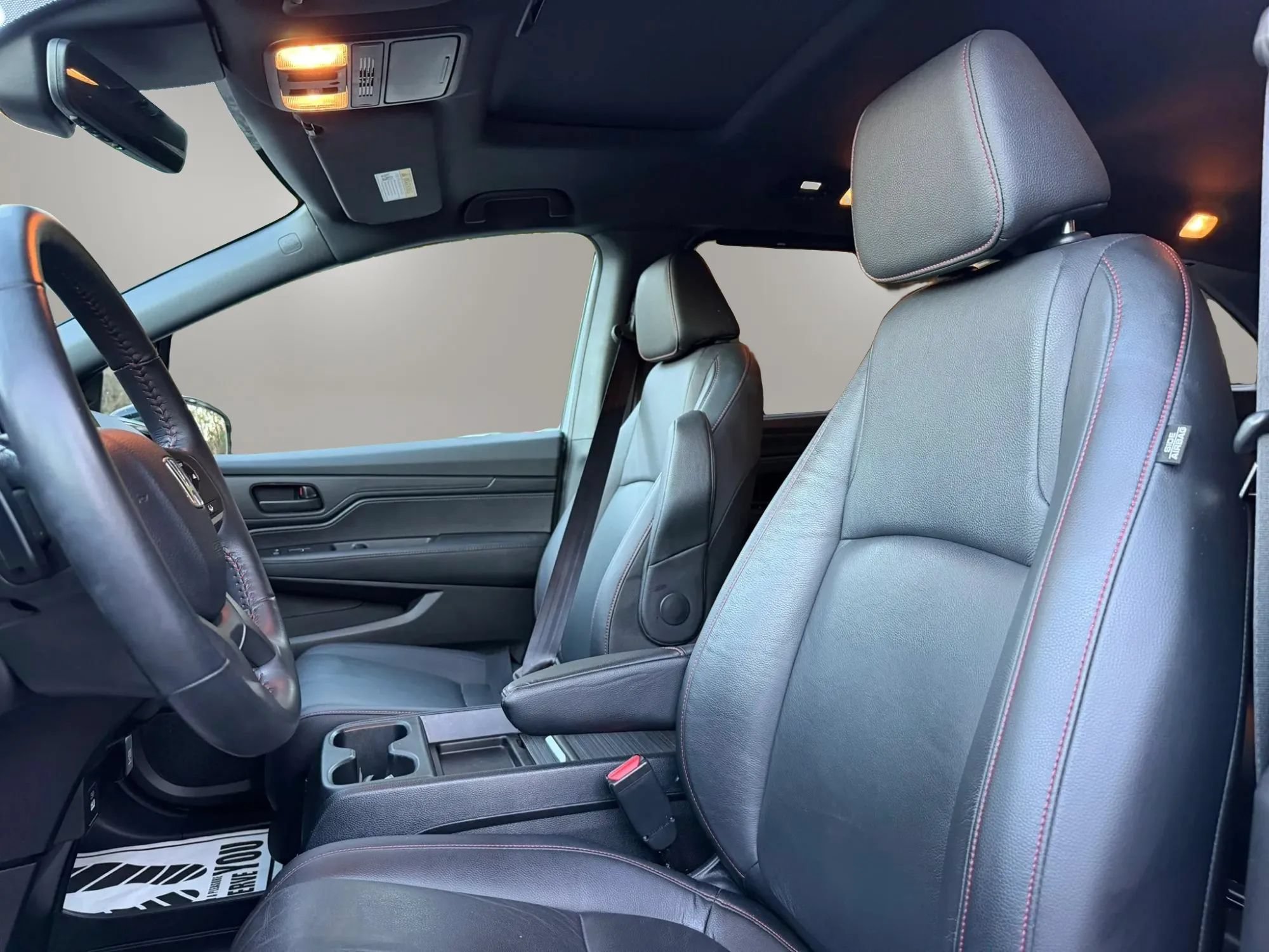 Used 2024 Honda Odyssey Sport image 8