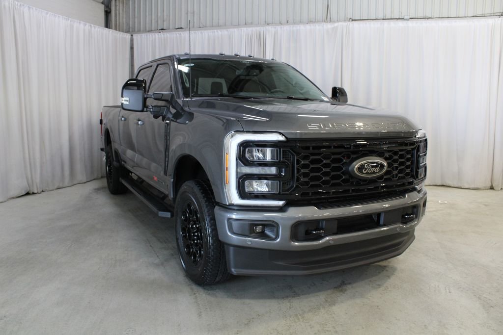 New 2026 Ford F250 Lariat w/ Black Appearance Package AWD/4WD image 38