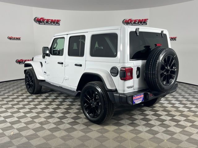 Used 2025 Jeep Wrangler Unlimited Sahara image 6