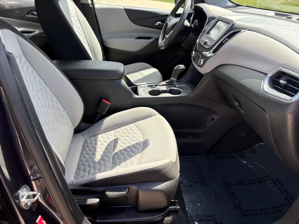 Used 2018 Chevrolet Equinox LS FWD image 26