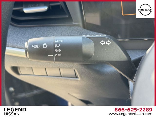 Certified 2025 Nissan Kicks SV AWD/4WD image 21