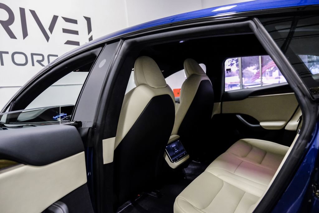 Used 2023 Tesla Model S Standard Range image 40