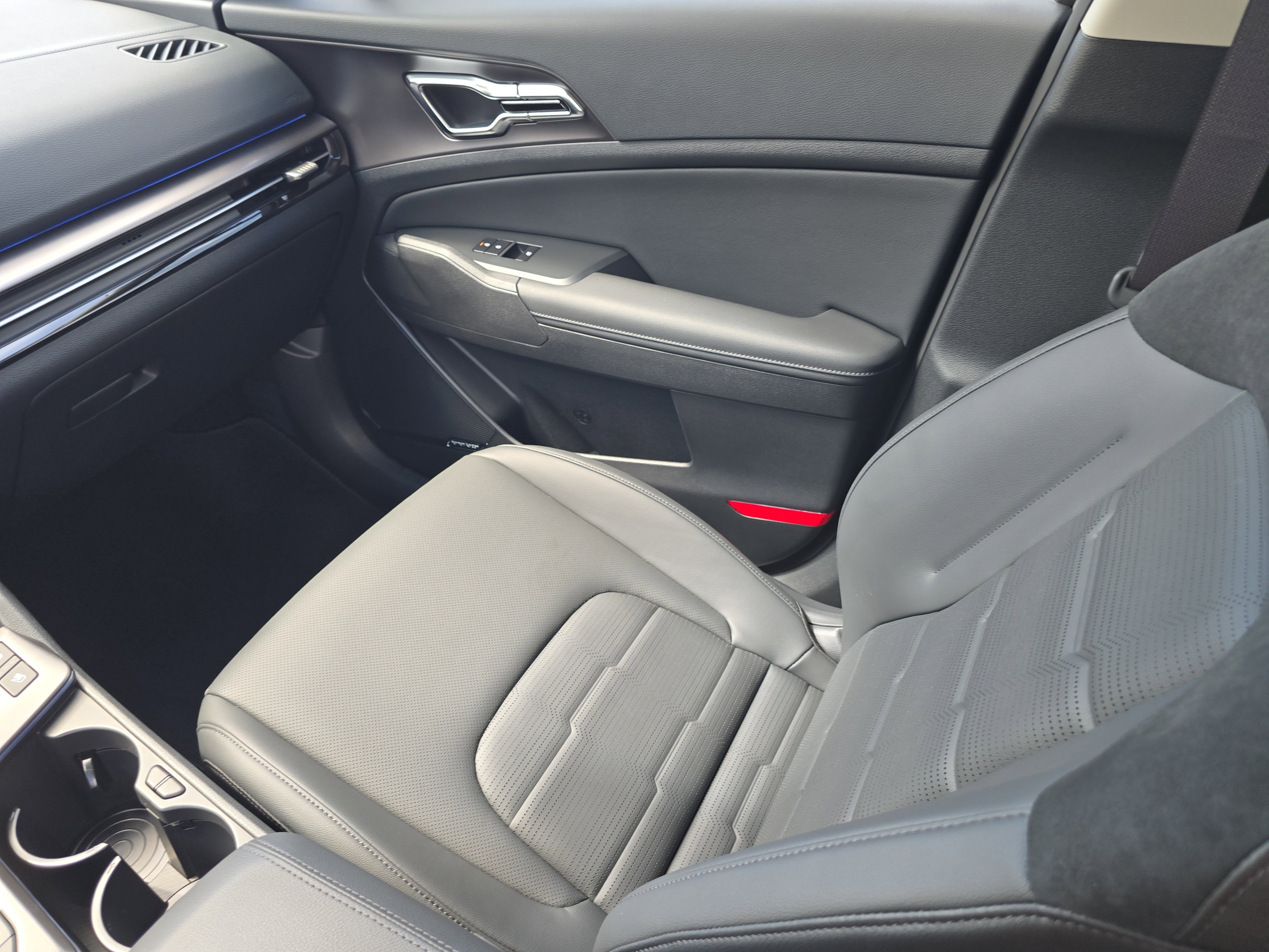 Certified 2026 Kia Sportage SX Prestige image 16