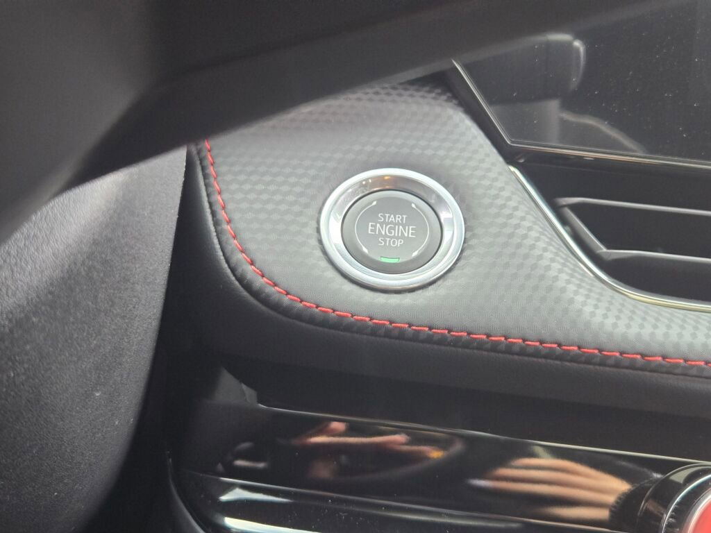 New 2026 Chevrolet Equinox RS w/ Safety and Technology Package AWD/4WD image 24