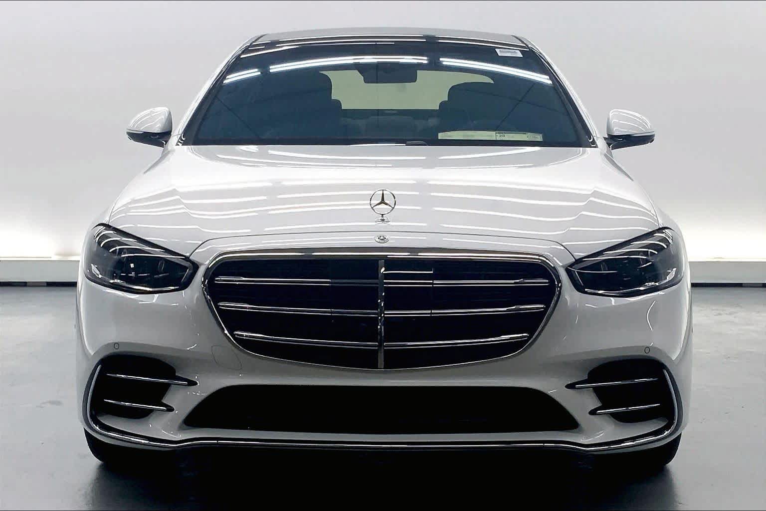 New 2026 Mercedes-Benz S 580 4MATIC Sedan image 4