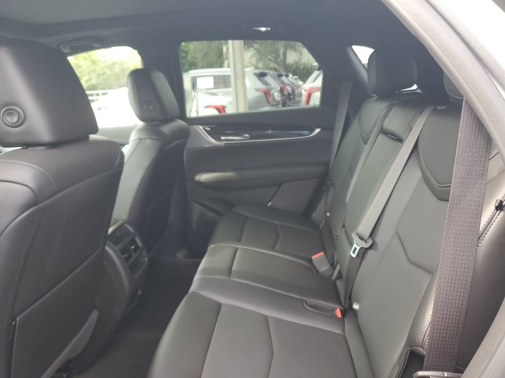 Certified 2024 Cadillac XT5 Premium Luxury w/ Technology Package AWD/4WD image 14