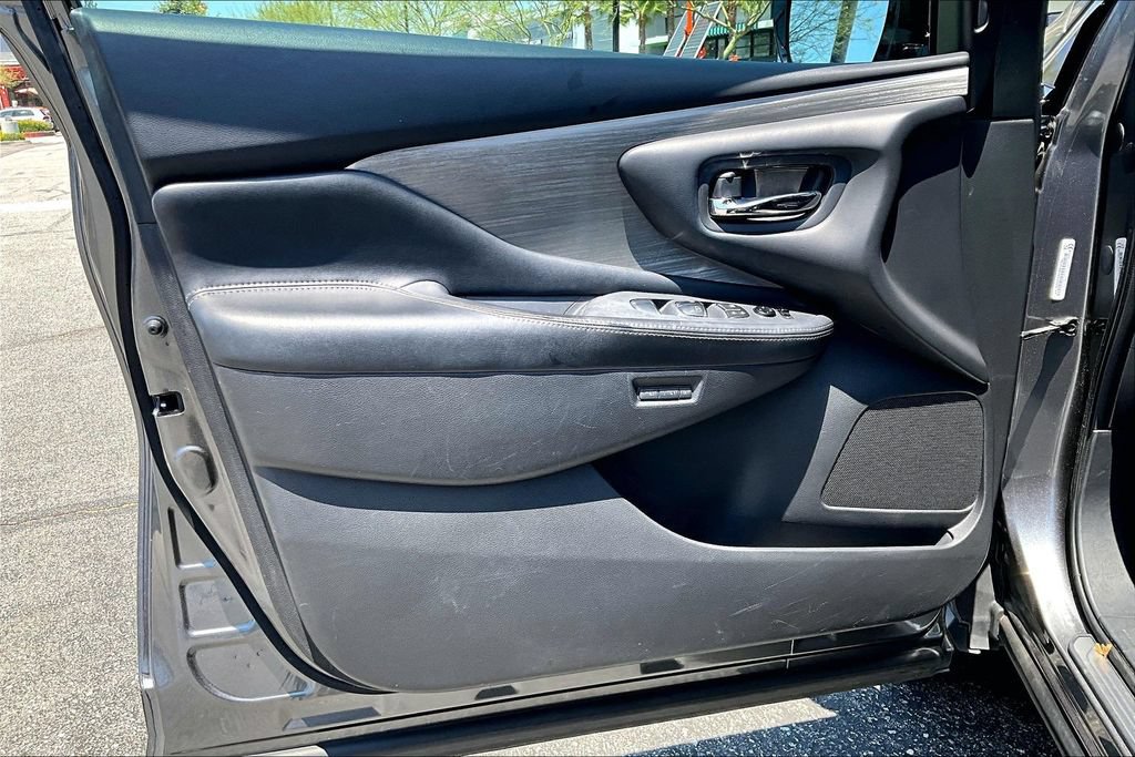 Used 2016 Nissan Murano Platinum FWD image 20