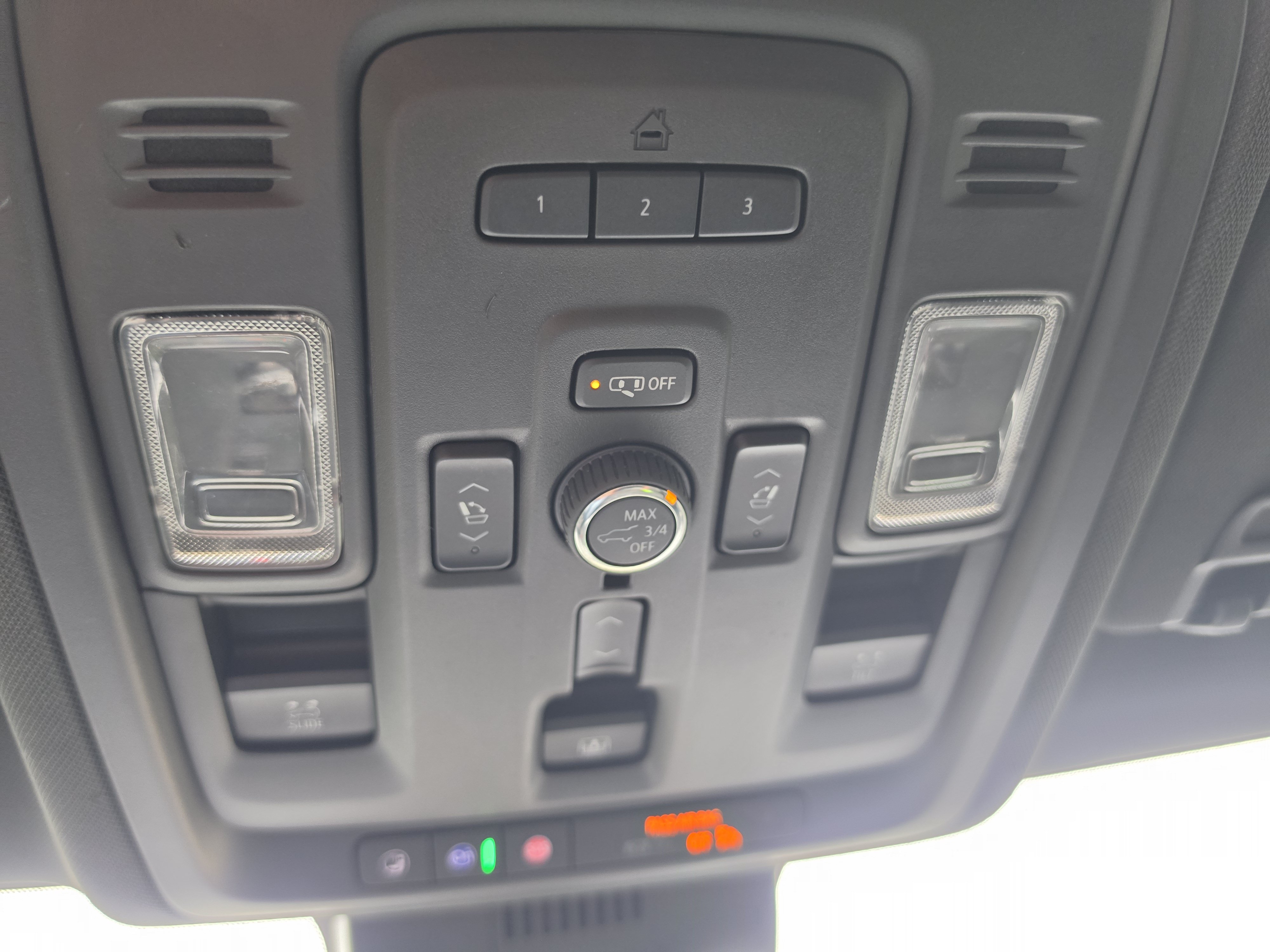 Used 2023 Chevrolet Tahoe Premier AWD/4WD image 36