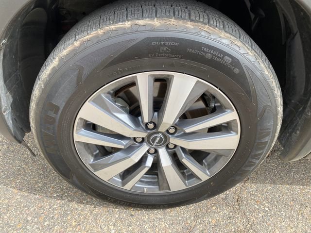 Certified 2025 Nissan Pathfinder SL AWD/4WD image 28