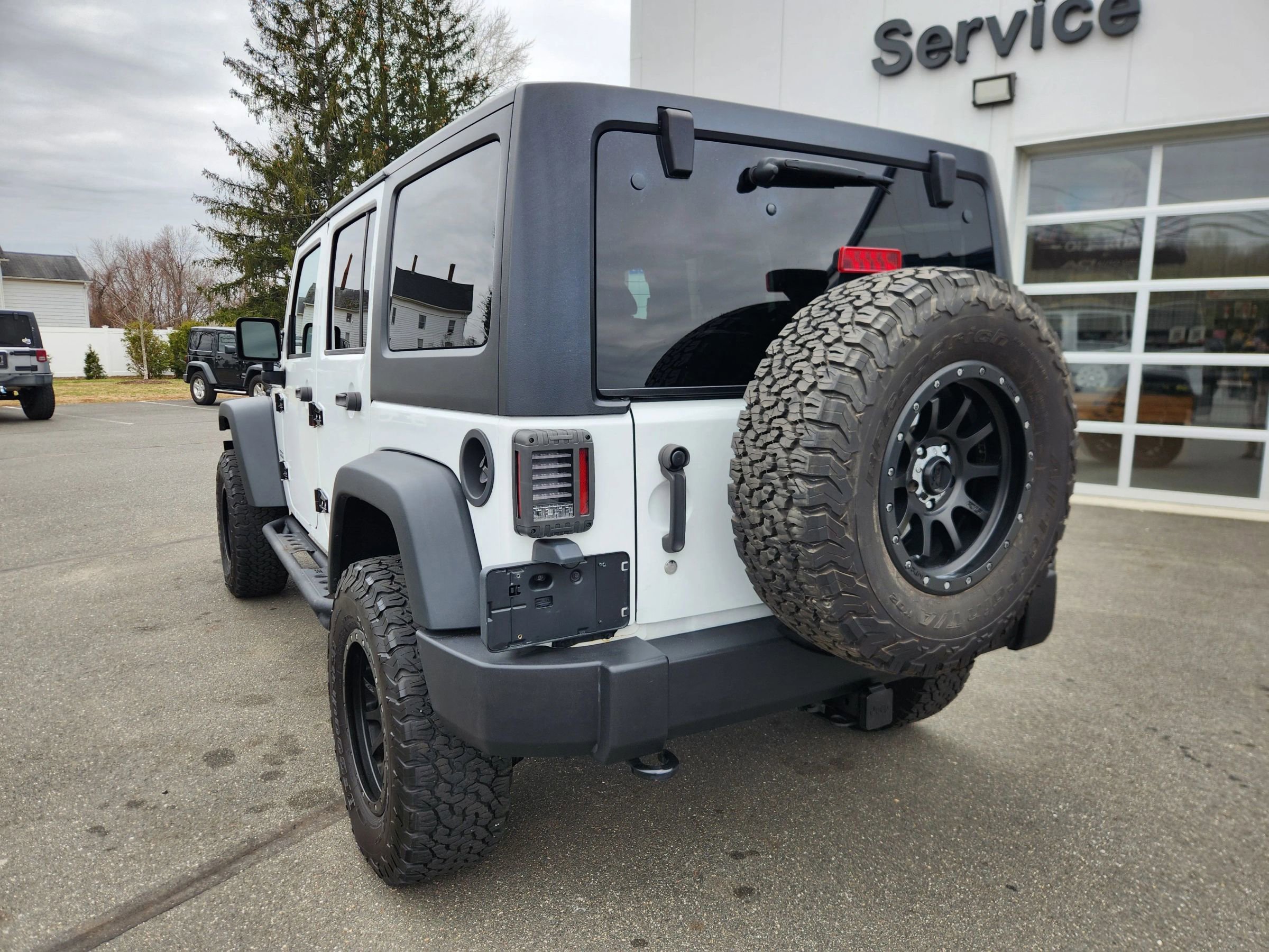 Used 2018 Jeep Wrangler Unlimited Sport S image 12