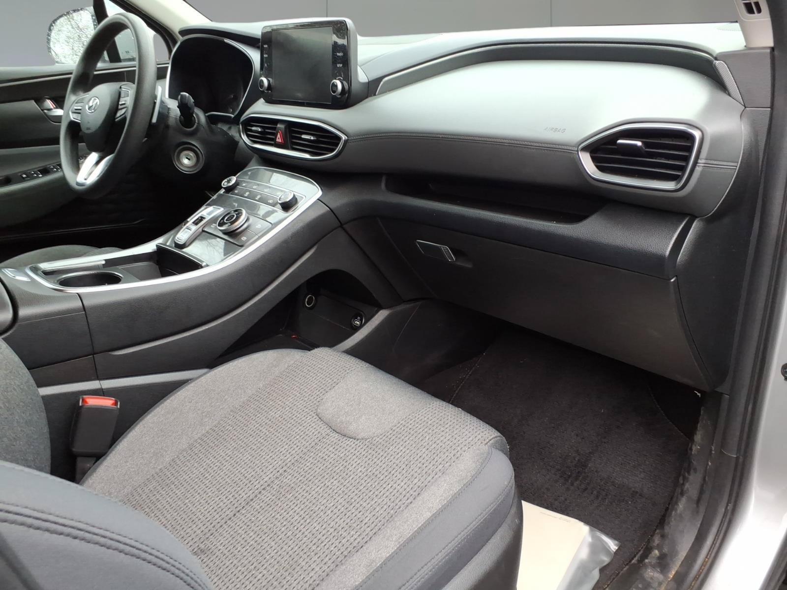 Used 2023 Hyundai Santa Fe SE AWD/4WD image 7