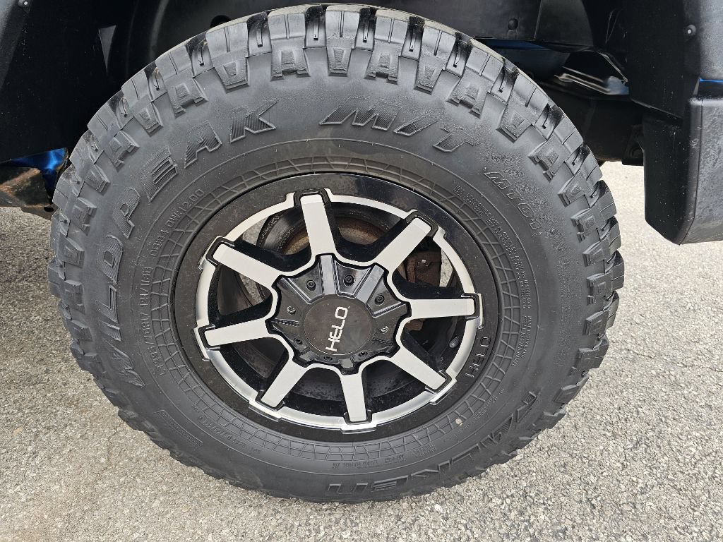 Used 2015 Jeep Wrangler Sport AWD/4WD image 7