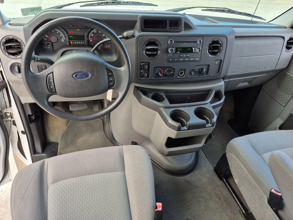 Used 2012 Ford E-350 and Econoline 350 XLT image 10