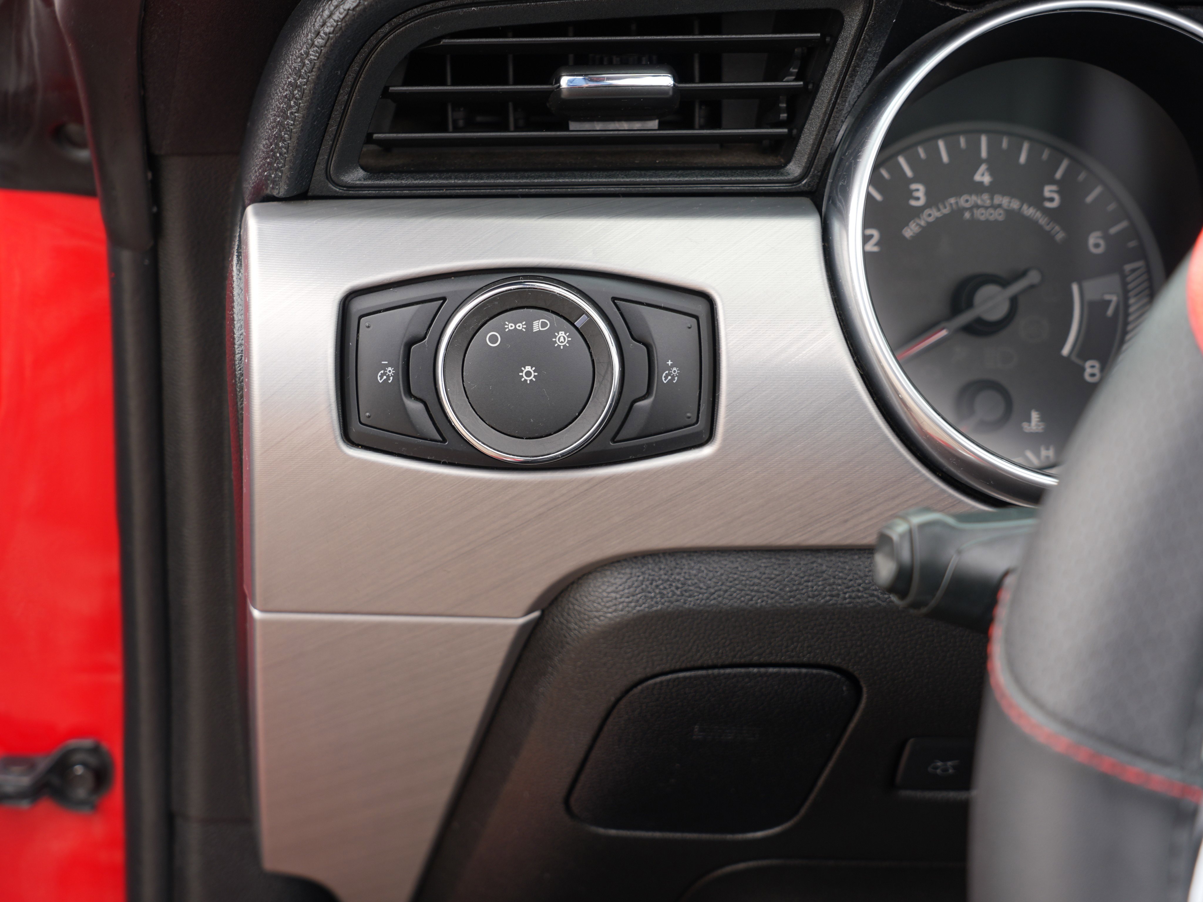 Used 2022 Ford Mustang Premium image 23